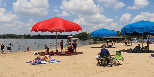 Diamond Lake Beach on a sunny day