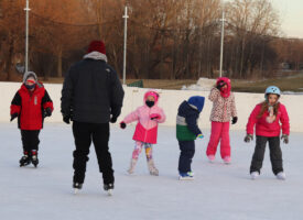 kids learning to ice skate